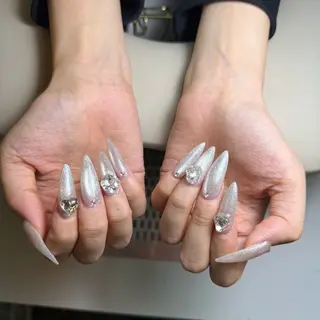 ネイル AUREA Nail 心斎橋店のネイルデザイン