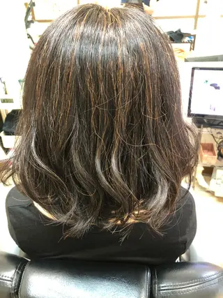 ミディアム 石塚 浩のヘアスタイル