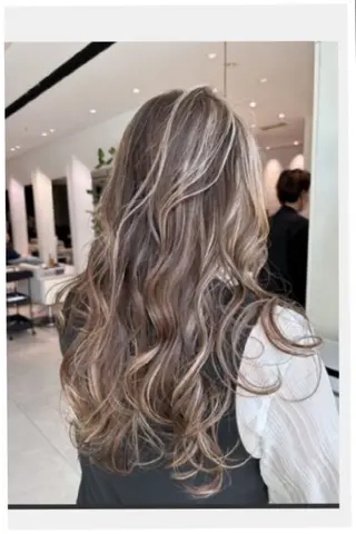 ロング 千葉 光春のヘアスタイル