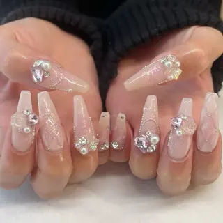 ネイル 💎🐰 saki. m 🐰💎のネイルデザイン