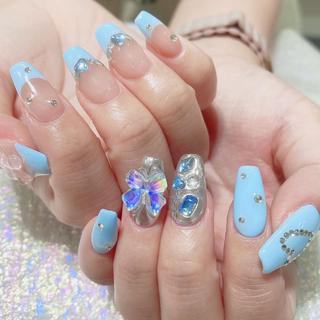 ネイル Queens テイのネイルデザイン