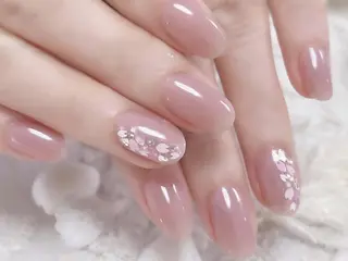ネイル Queenie 🦋のネイルデザイン