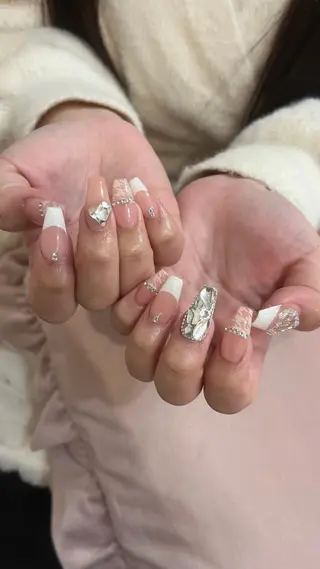 ネイル Nail salon Rhonaのネイルデザイン
