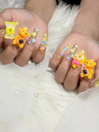 ネイル AOI💅🏾 LUCAS 千葉のネイルデザイン