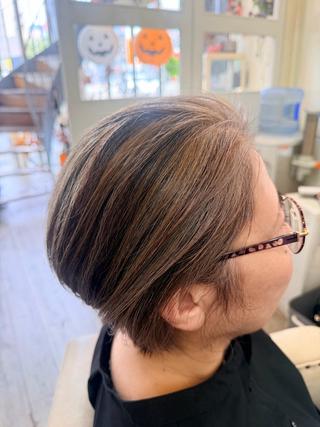 ショート カラー 鶴見 和美のヘアスタイル