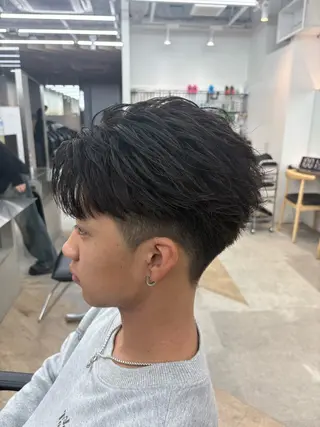 パーマ メンズ 中谷海里/フェザー パーマ/スパイキーのヘアスタイル