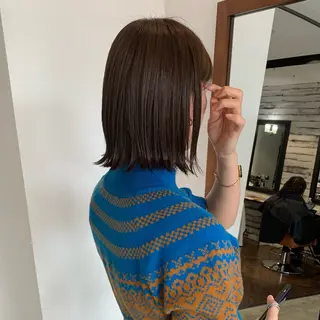 ミディアム カラー 的場 莉音のヘアスタイル