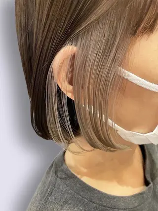 ミディアム カラー RinoShores nagisaのヘアスタイル