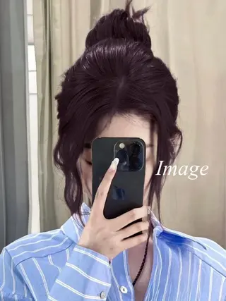 ロング カラー ラベンダー💜 グレージュ🩶のヘアスタイル