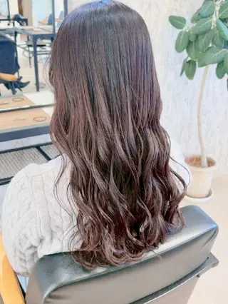 カラー コト ネのヘアスタイル