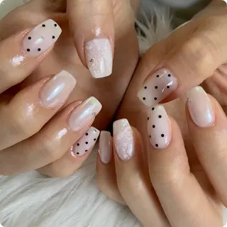 ネイル Kanako 💫のネイルデザイン