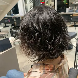 ショート パーマ 岐阜駅/レイヤー/パ ーマ/デザインカラーのヘアスタイル