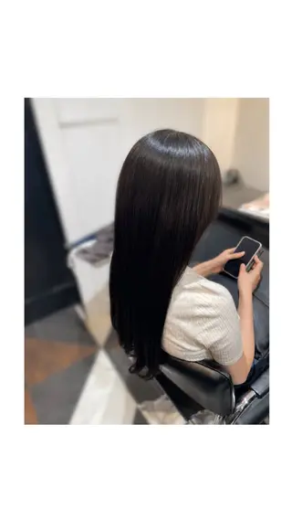 ロング カラー 𝐘𝐔𝐑𝐈𝐀 |人形町店🩶のヘアスタイル