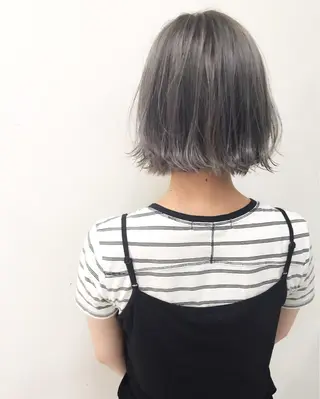 ショート 柔らかな縮毛矯正 透明感カラー💫のヘアスタイル