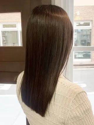 ロング 工藤 芽生のヘアスタイル