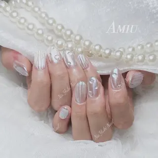 ネイル 🦋 Queenieのネイルデザイン