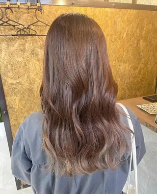 ロング カラー Blanco Color&Careのヘアスタイル