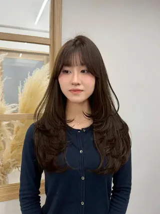 セミロング カラー newi fhami 吉祥寺のヘアスタイル