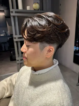 パーマ メンズ 似合う髪型見つけます AYAKAのヘアスタイル