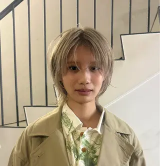 ショート カラー 池田 早希のヘアスタイル