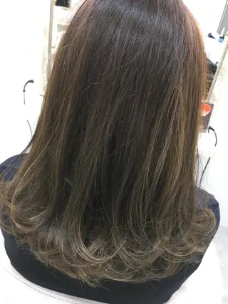 ミディアム カラー 髪質改善 中川 翔のヘアスタイル
