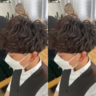 パーマ メンズ センターパート ／植田のヘアスタイル