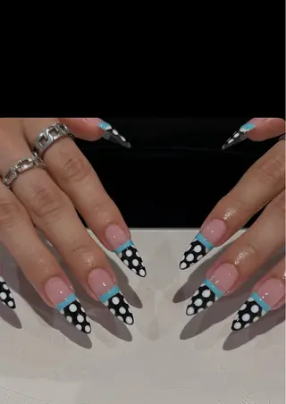 ネイル NiJi Nailsのネイルデザイン