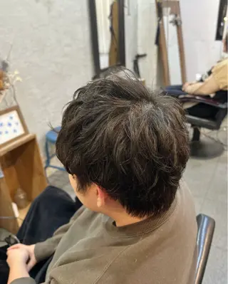 ミディアム パーマ メンズ 元住吉プランツヘアー ☘️まるやま☘️のヘアスタイル