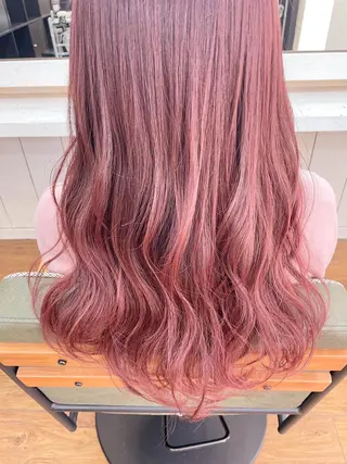 ロング 青木 優歩のヘアスタイル