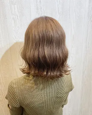 ミディアム カラー TELA HAIR 副代表 岡田のヘアスタイル