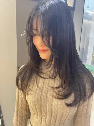 ロング AIRI layer cut hairのヘアスタイル