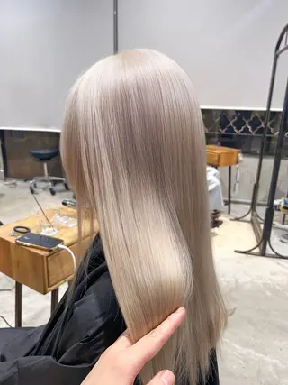 ミディアム カラー 似合わせベージュ 🍯ayumi🍯のヘアスタイル