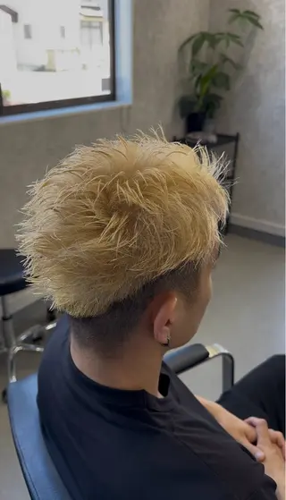 カラー 匂坂 龍二のヘアスタイル