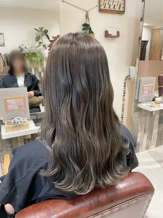 ロング KAI RIKAのヘアスタイル