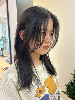ロング カラー hubhair レイヤー/透明感のヘアスタイル