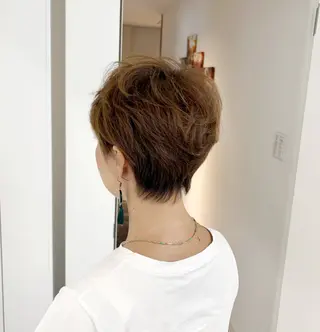 ショート 麥生田 秀太のヘアスタイル