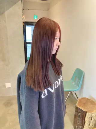 ロング カラー 透明感カラー レイヤー亀井唯登のヘアスタイル