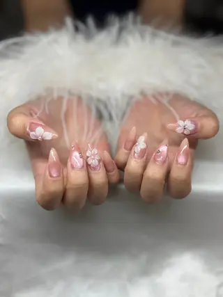 マツエク・マツパ 本田 秋のネイルデザイン