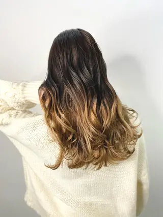 ロング カラー レイヤーカット 赤み消し　店長/大和のヘアスタイル