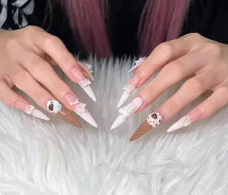 ネイル Lee Nailsのネイルデザイン