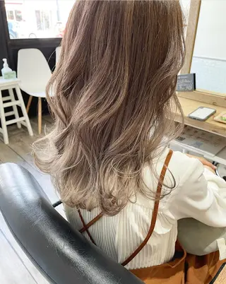 ロング カラー 空きあり💛 miho 大国町のヘアスタイル