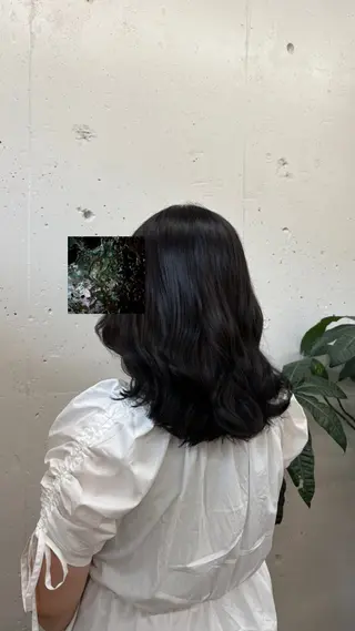 ミディアム カラー "MIoKI"_ YUCCA eluaのヘアスタイル