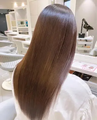 ロング 松田 アカリのヘアスタイル