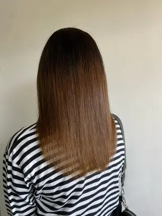 セミロング yuu/髪質改善 カラー🌛のヘアスタイル