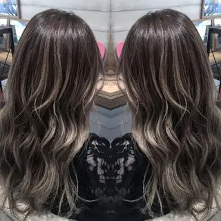 セミロング カラー マエダ タクヤのヘアスタイル
