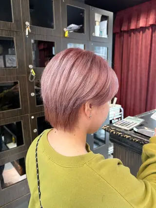 ショート カラー 🦋YUI 髪質改善 ブリーチ 着付け🦋のヘアスタイル