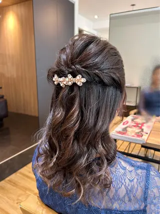 ミディアム ヘアアレンジ 🌿アロマヘアルーム 横浜店✂︎のヘアスタイル