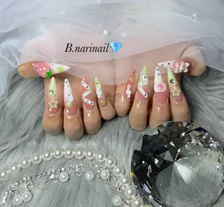ネイル b.nari nailのネイルデザイン