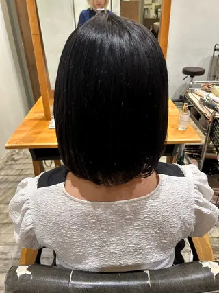 ミディアム ここな Un amiのヘアスタイル