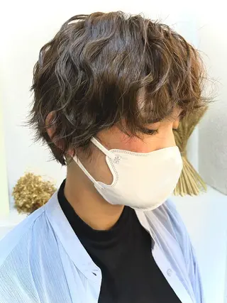 ショート カラー cana 札幌レイヤースタイルのヘアスタイル